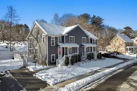 36 Middlesex St #36, Winchester, MA 01890