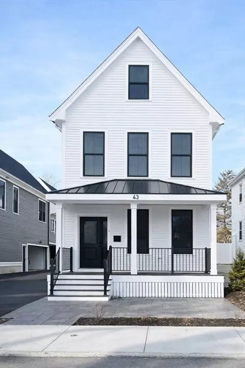 43 Chickatawbut St #2, Dorchester, MA 02122