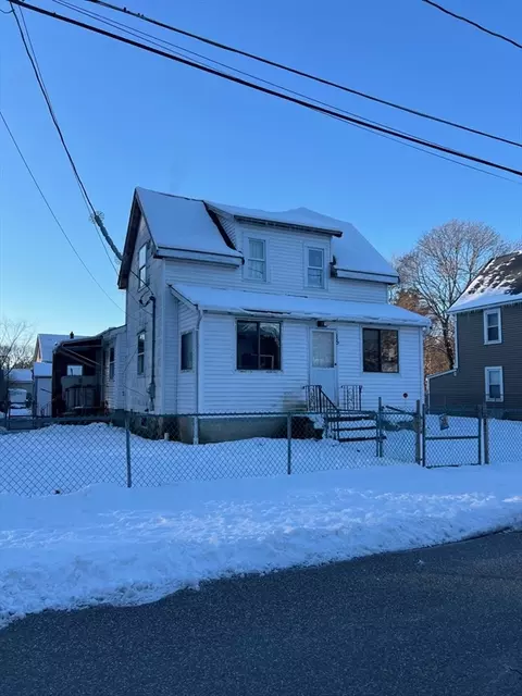 15 Mystic Ave, Wilmington, MA 01887