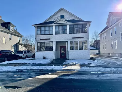 21 Bloomfield St, Springfield, MA 01108 photo 2