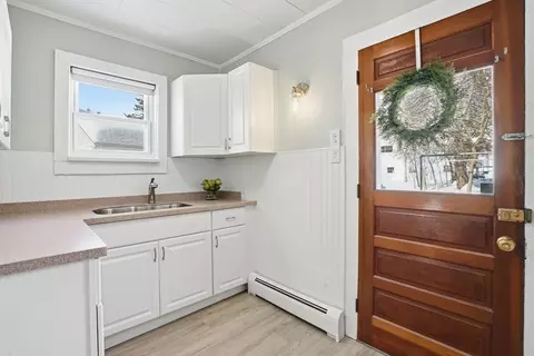 54 Bourne St, Three Rivers, MA 01080 photo 4