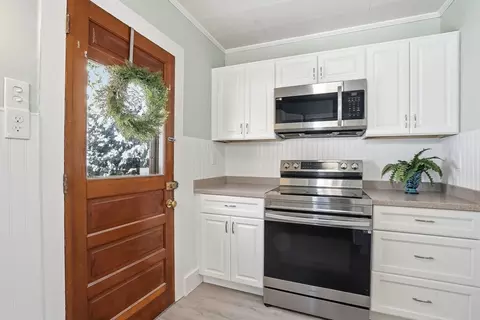 54 Bourne St, Three Rivers, MA 01080 photo 7