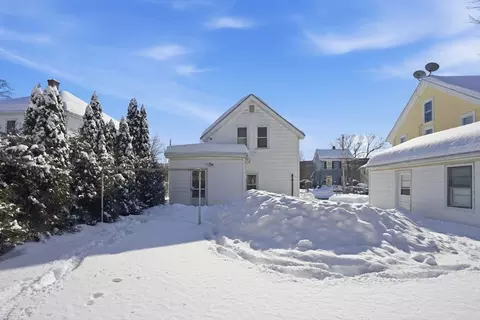 54 Bourne St, Three Rivers, MA 01080 photo 3