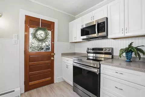 54 Bourne St, Three Rivers, MA 01080 photo 6