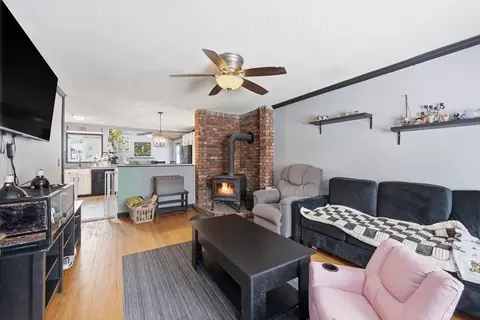 130 Spear Rd, Springfield, MA 01119 photo 3