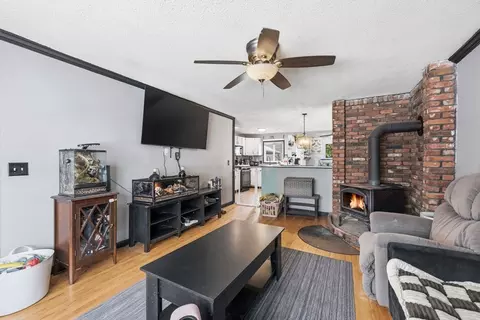130 Spear Rd, Springfield, MA 01119 photo 4