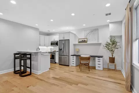 1500 Worcester Rd #118, Framingham, MA 01701
