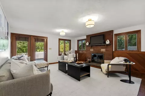 22 Elm St, Canton, MA 02021 photo 10