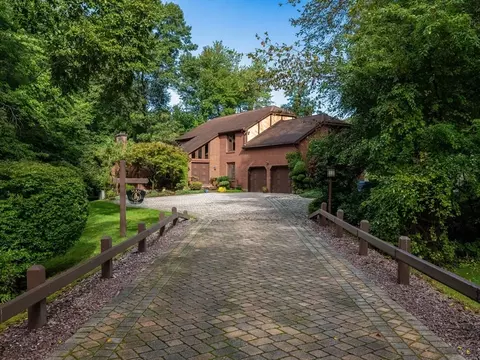 22 Elm St, Canton, MA 02021 photo 33