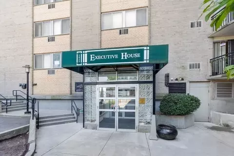 1025 Hancock St #6J, Quincy, MA 02169