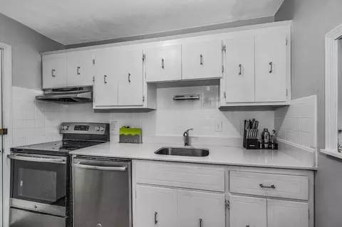Kitchen - 5 Washington St #A5, Reading, MA 01867 photo 2 of 2