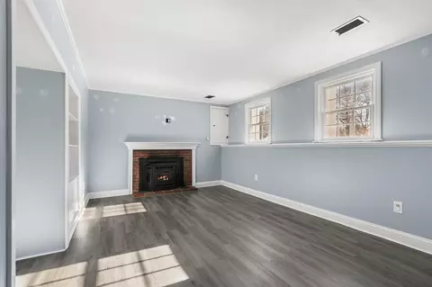 Living - 13 Potter Rd, Framingham, MA 01701 photo 6 of 7