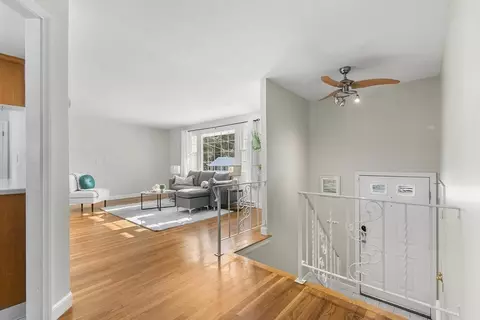 Entry Way - 13 Potter Rd, Framingham, MA 01701 photo 2 of 2