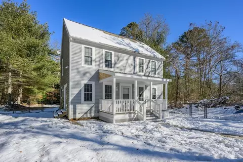 173 Main St, Mashpee, MA 02649 photo 3