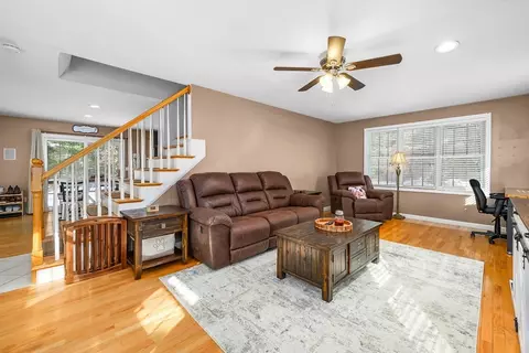 173 Main St, Mashpee, MA 02649 photo 6