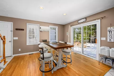 173 Main St, Mashpee, MA 02649 photo 8