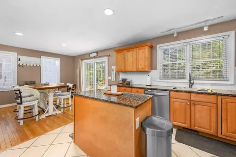 173 Main St, Mashpee, MA 02649 photo 12