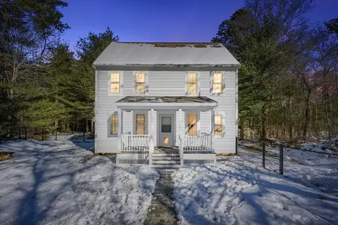 173 Main St, Mashpee, MA 02649 photo 2