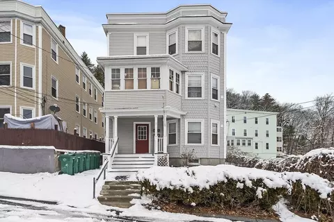 21 Read St, Fitchburg, MA 01420