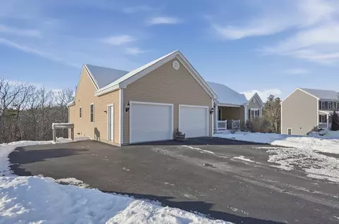 Exterior - 38 Hemlock Rd, Ashburnham, MA 01430 photo 3 of 6