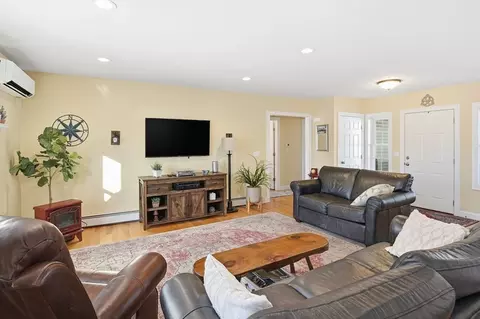 Living - 38 Hemlock Rd, Ashburnham, MA 01430 photo 2 of 3