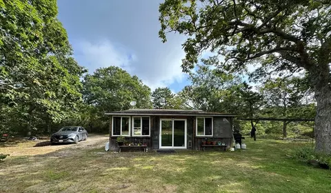 45 Quenames Rd, Chilmark, MA 02535