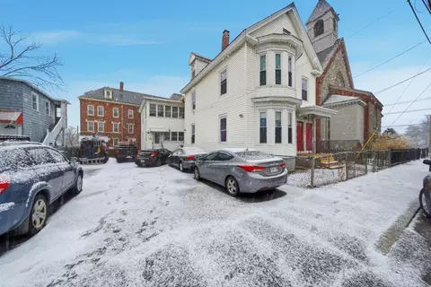 63-65 Bowers St, Lowell, MA 01854