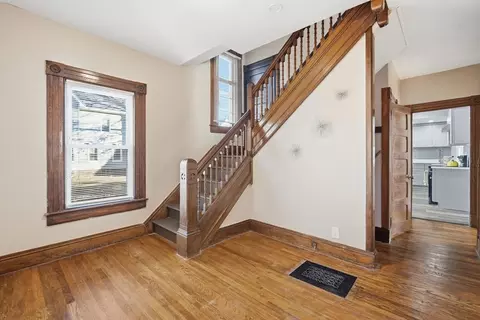 106 Amherst St, Springfield, MA 01109 photo 7