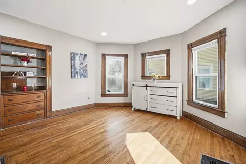 106 Amherst St, Springfield, MA 01109 photo 18