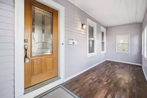 106 Amherst St, Springfield, MA 01109 photo 5