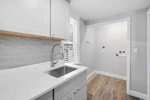 106 Amherst St, Springfield, MA 01109 photo 17