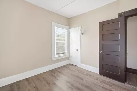 106 Amherst St, Springfield, MA 01109 photo 25