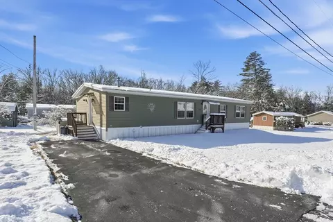 30 Winter St, Salem, NH 03079