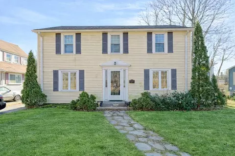 30 Melrose St, Worcester, MA 01605