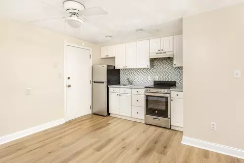 6 Mcdewell Ave #4, Danvers, MA 01923 photo 3