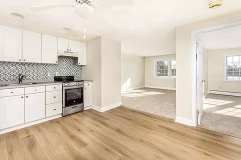 6 Mcdewell Ave #4, Danvers, MA 01923 photo 4