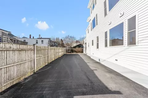 Exterior - 55 Mansfield St, Gloucester, MA 01930 photo 1 of 3