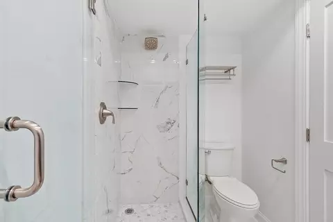 Bath - 55 Mansfield St, Gloucester, MA 01930 photo 5 of 6