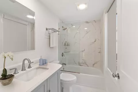 Bath - 55 Mansfield St, Gloucester, MA 01930 photo 3 of 6