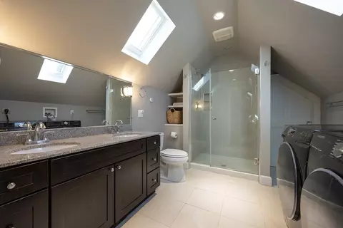 Bath - 102 Centre St, Danvers, MA 01923 photo 3 of 3
