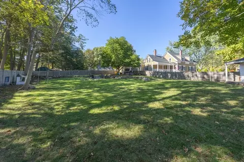 Exterior - 102 Centre St, Danvers, MA 01923 photo 7 of 10