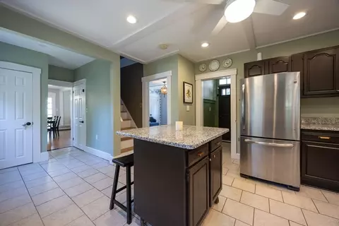Entry Way - 102 Centre St, Danvers, MA 01923 photo 1 of 3