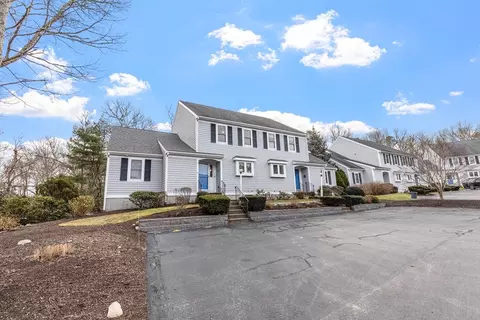 37 Carlson Ln #12, Falmouth, MA 02540