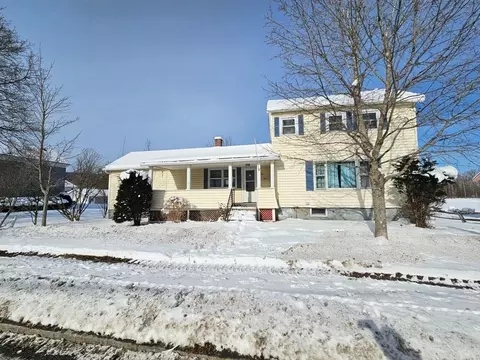 115 Main St, Cheshire, MA 01225