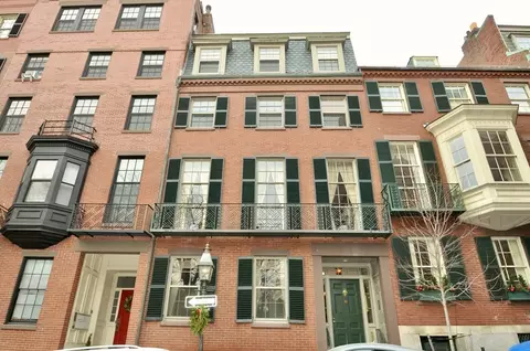 81 Pinckney St, Boston, MA 02114