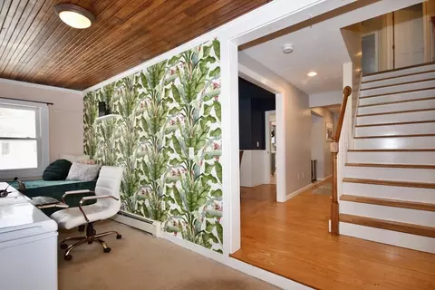 Entry Way - 32 Gault Rd, Wareham, MA 02576 photo 3 of 3