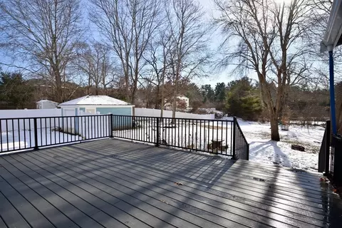 Exterior - 32 Gault Rd, Wareham, MA 02576 photo 4 of 4