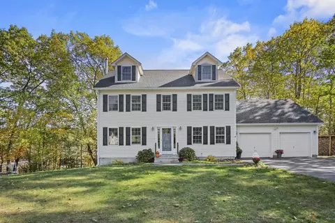 210 Gardner Rd, Hubbardston, MA 01452