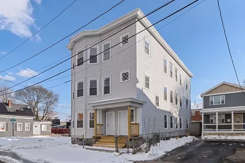 12-12 A Durham St, Lawrence, MA 01843