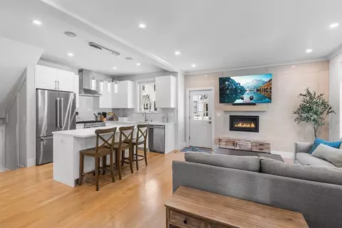 638 Webster St #638, Needham, MA 02492 photo 2